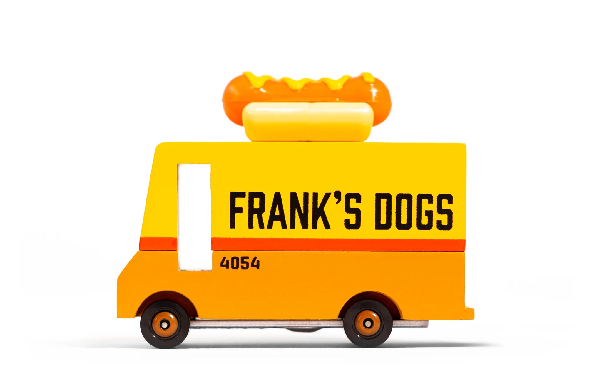 candylab-hot-dog-van_01